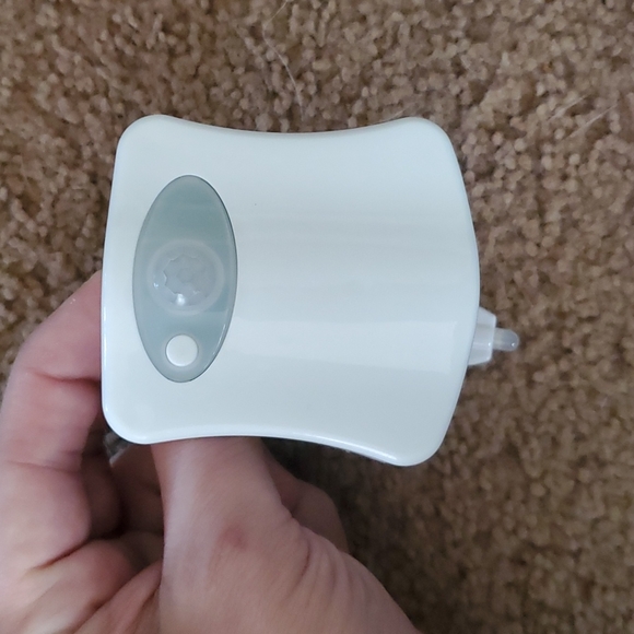 LED Toilet night light - Picture 3 of 5